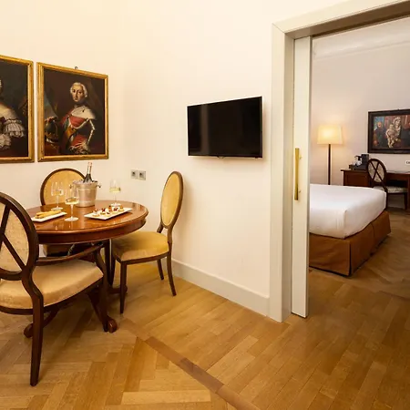 Grand Della Posta, Worldhotels Distinctive ホテル ソンドリオ