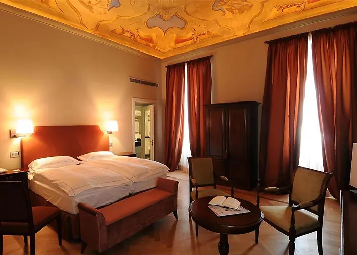 Grand Della Posta, Worldhotels Distinctive 4* ソンドリオ