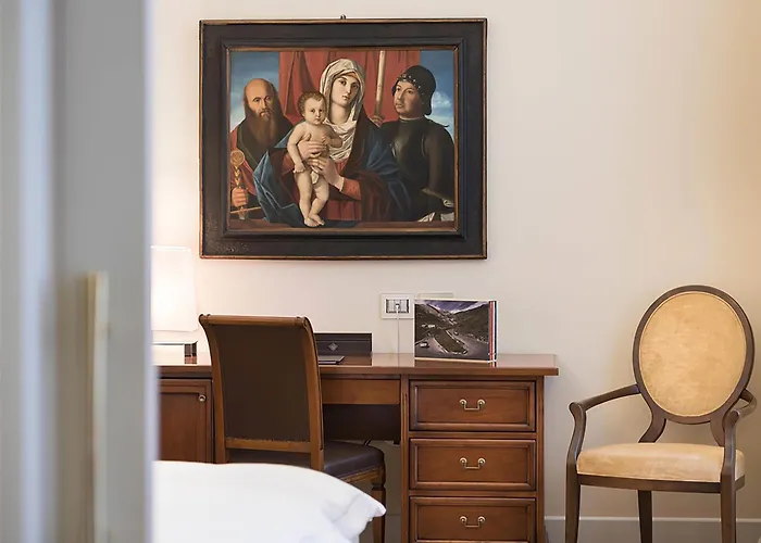 ホテル Grand Della Posta, Worldhotels Distinctive ソンドリオ