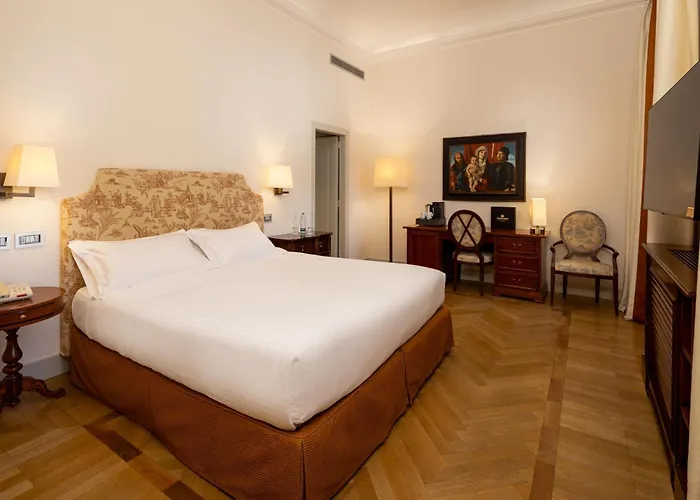 ホテル Grand Della Posta, Worldhotels Distinctive ソンドリオ